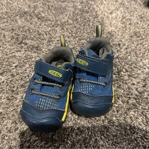 Keen toddler shoes